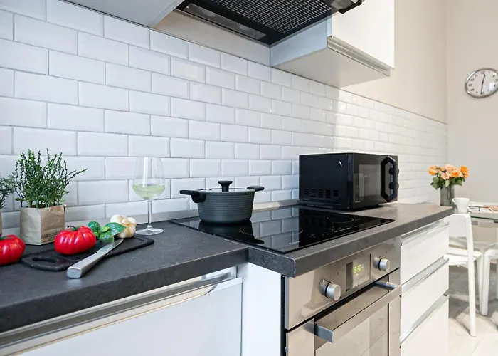 Italianway - Leoncavallo 45