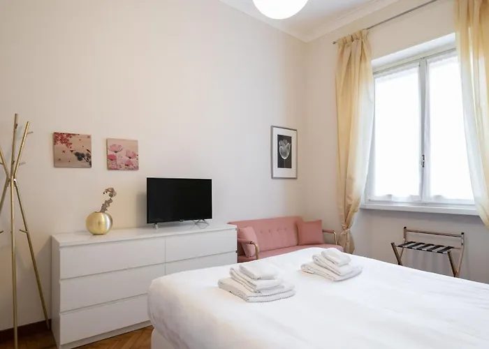 Italianway - Leoncavallo 45 * Milán